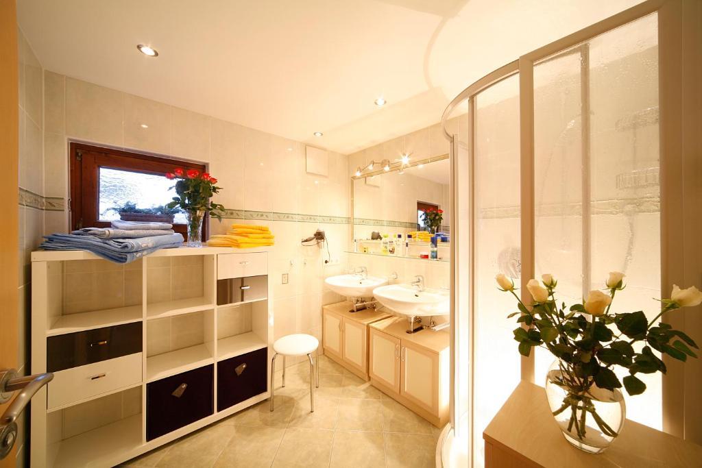 Apartment Haus Schatz Кіцбюель Номер фото